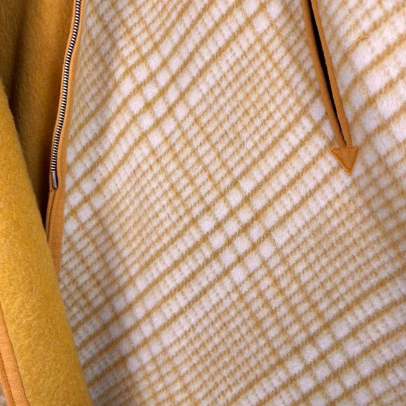 A0040 Vintage 60s 100% Wool Reversible Poncho Cape Plaid Yellow Zip Up One Size - Picture 8 of 8